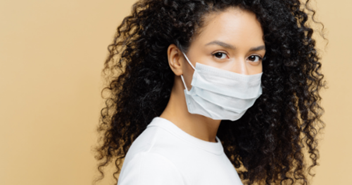 woman wearing face mask